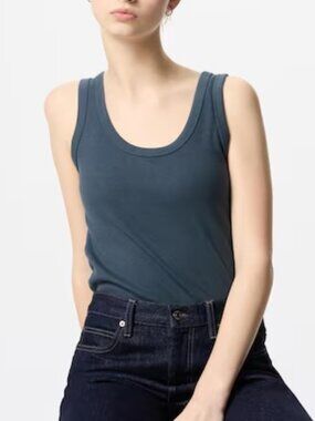 Uniqlo Soft Ribbed Tank Top
